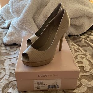BCBGeneration Taupe Lizard Peep Toes Pumps Size 8!
